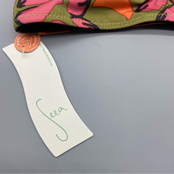 NEW! Seea Brasilia Reversible Bikini Top Freya floral black nwt 1826 - Picture 12 of 16